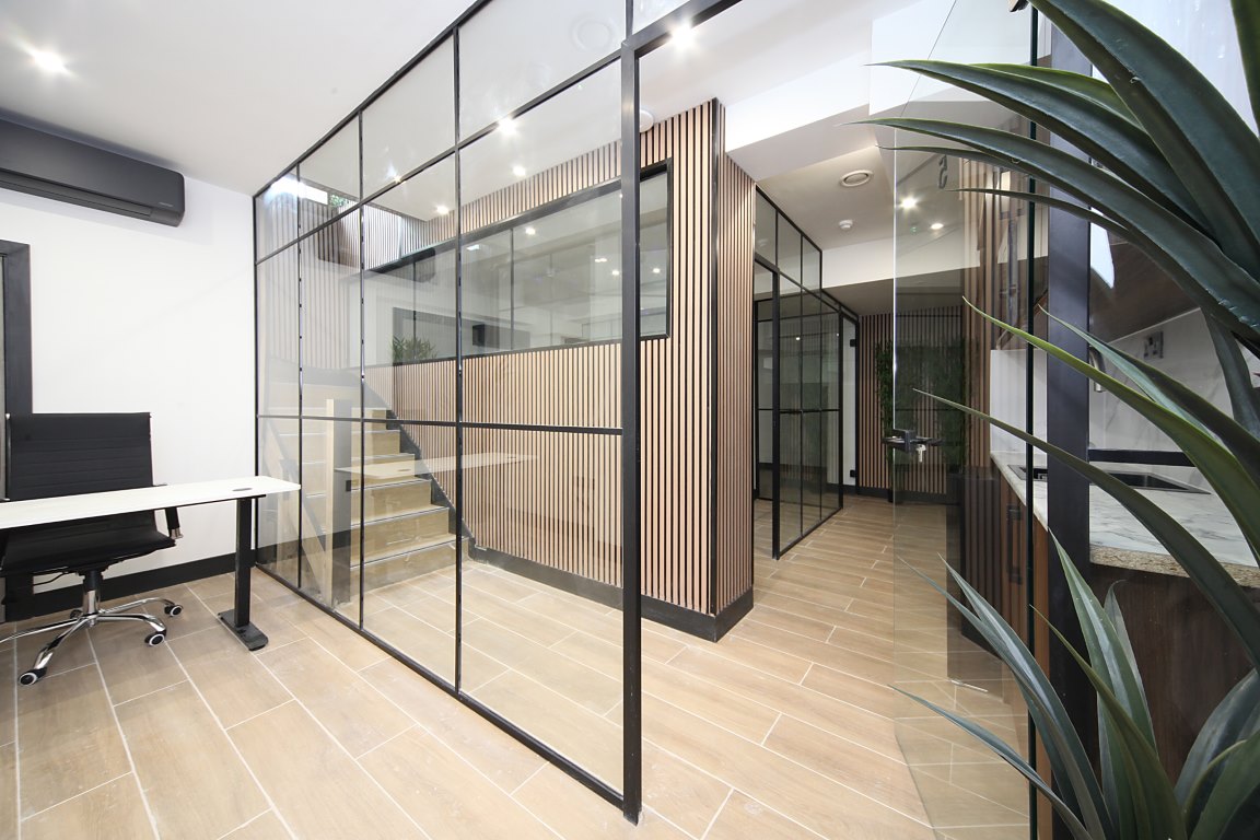 North Finchley workspace image four